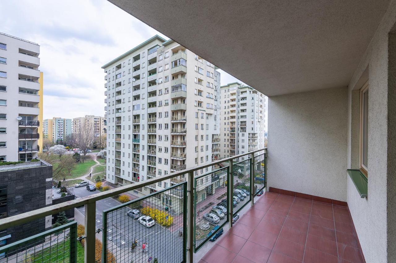 Bukowinska 12 Prywatne Mieszkanie 80M2 Z Dwiema Sypialniami I Balkonem 2X Bezplatne Miejsca Parkingowe Samodzielne Zameldowanie! Private Garage! Self Check-In System! Varşovia Exterior foto